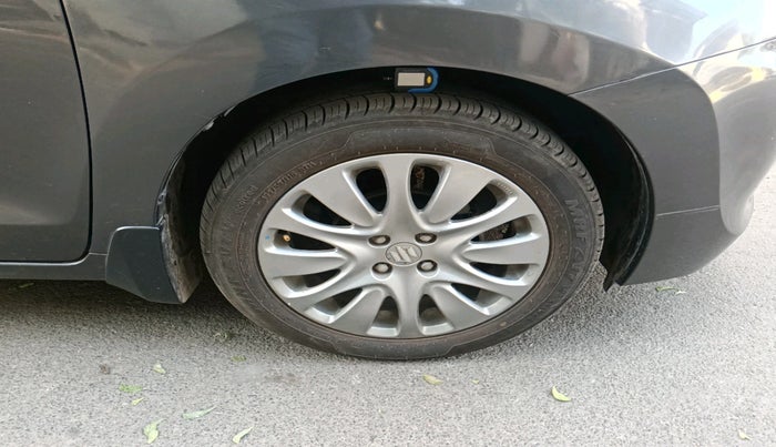 2017 Maruti Baleno ZETA CVT PETROL 1.2, Petrol, Automatic, 67,705 km, tyre