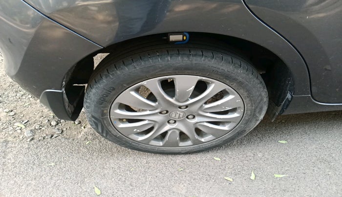 2017 Maruti Baleno ZETA CVT PETROL 1.2, Petrol, Automatic, 67,705 km, tyre