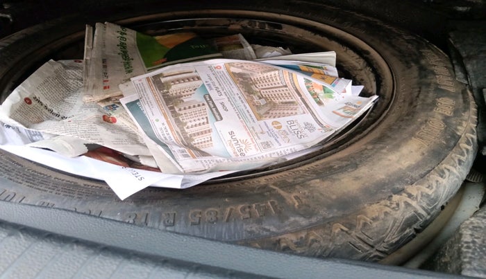 2019 Volkswagen TIGUAN HIGHLINE TDI AT, Diesel, Automatic, 1,20,347 km, tyre