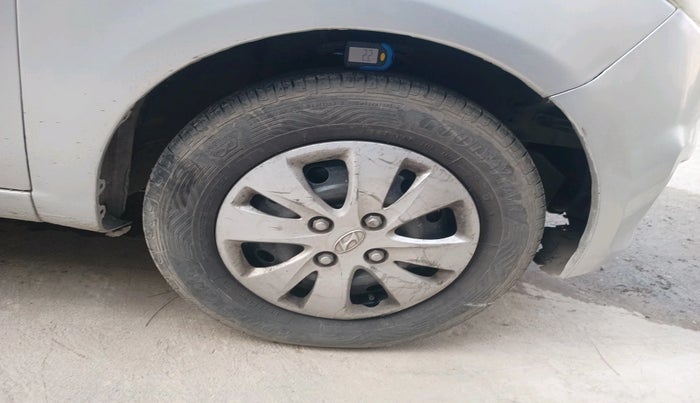 2012 Hyundai i10 MAGNA 1.2, Petrol, Manual, 1,25,968 km, tyre