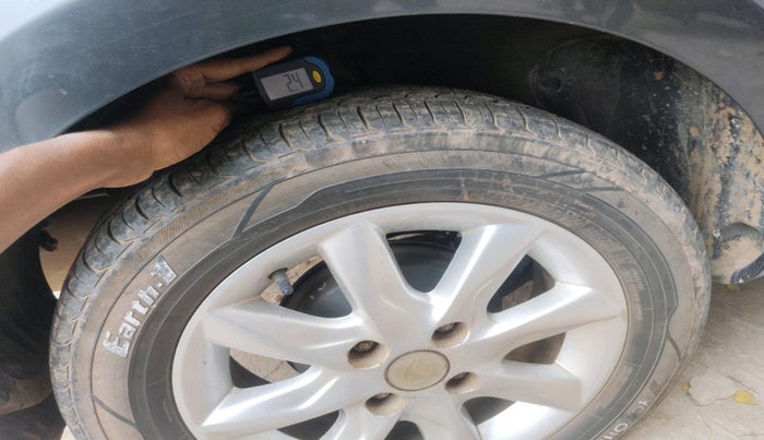 2016 Tata Zest XE PETROL, Petrol, Manual, 80,061 km, tyre