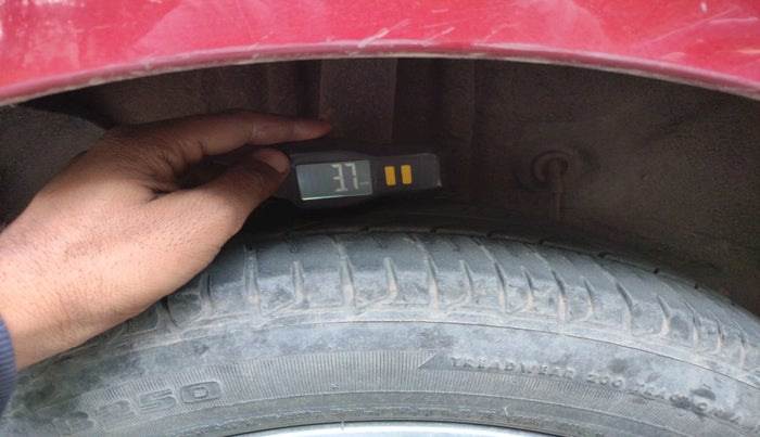 2016 Hyundai Elite i20 ASTA 1.2 (O), Petrol, Manual, 82,064 km, tyre