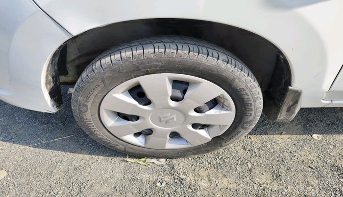 2016 Maruti Alto K10 VXI, Petrol, Manual, 86,748 km, tyre