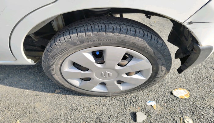 2016 Maruti Alto K10 VXI, Petrol, Manual, 86,748 km, tyre