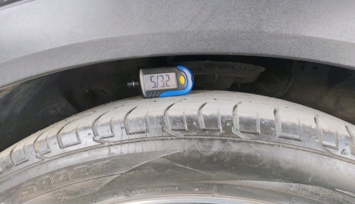 2016 Hyundai Creta SX (O) 1.6 DIESEL, Diesel, Manual, 90,092 km, tyre