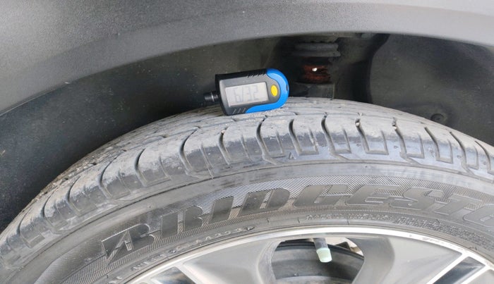 2016 Hyundai Creta SX (O) 1.6 DIESEL, Diesel, Manual, 90,092 km, tyre