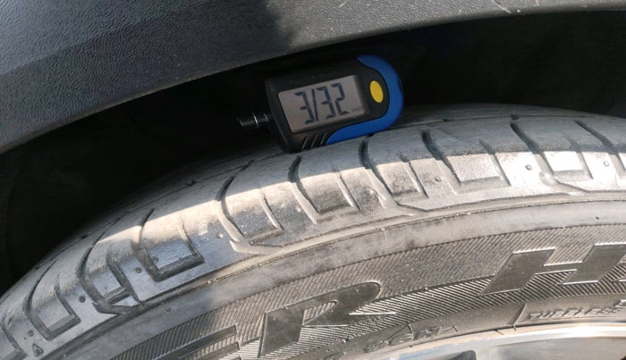 2016 Hyundai Creta SX (O) 1.6 DIESEL, Diesel, Manual, 90,092 km, tyre