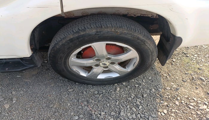 2017 Mahindra Scorpio S11 2WD, Diesel, Manual, 2,55,439 km, tyre