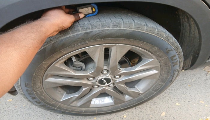 2022 KIA SELTOS HTX 1.5 PETROL, Petrol, Manual, 18,780 km, tyre