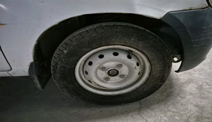 2011 Maruti Alto LXI, Petrol, Manual, 43,239 km, tyre