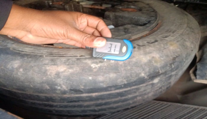 2018 Maruti S Cross ZETA 1.3, Diesel, Manual, 1,01,132 km, tyre