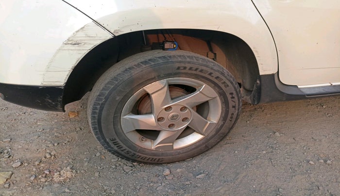 2013 Renault Duster 85 PS RXL DIESEL (OPT), Diesel, Manual, 1,19,823 km, tyre