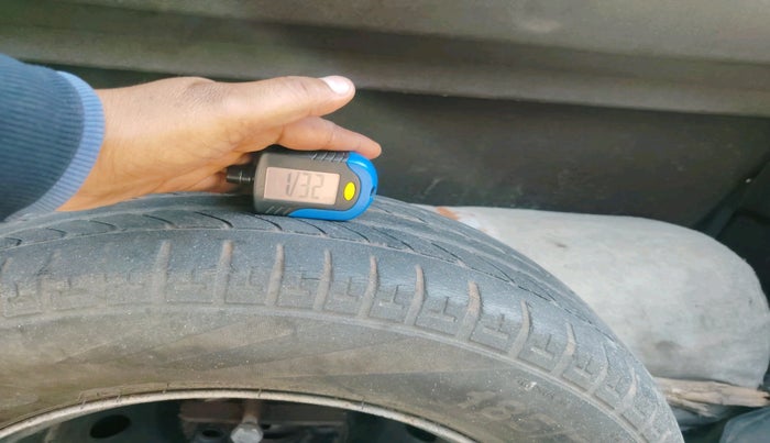 2011 Hyundai i20 MAGNA 1.2, Petrol, Manual, 1,25,895 km, tyre