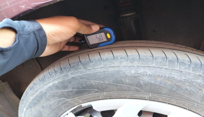 2014 Fiat Punto EVO DYNAMIC 1.3 MULTIJET, Diesel, Manual, 88,493 km, tyre