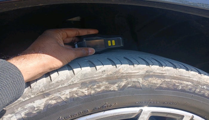 2024 BMW X1 sDrive18i M Sport, Petrol, Automatic, 33,106 km, tyre