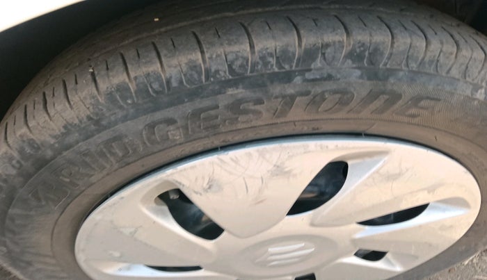 2015 Maruti Celerio VXI AMT, Petrol, Automatic, 1,26,669 km, tyre