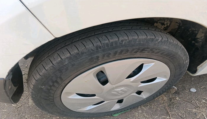 2015 Maruti Celerio VXI AMT, Petrol, Automatic, 1,26,669 km, tyre