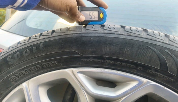 2013 Ford Ecosport TITANIUM 1.0L ECOBOOST (OPT), Petrol, Manual, 77,036 km, tyre