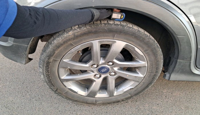 2018 Ford FREESTYLE TITANIUM 1.2 PETROL, Petrol, Manual, 1,27,849 km, tyre