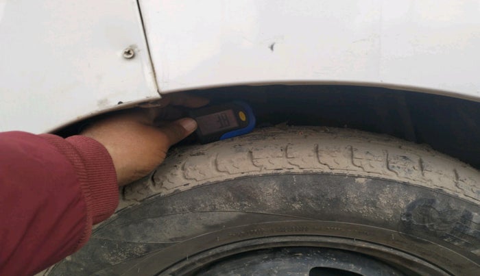 2017 Datsun Redi Go T (O), Petrol, Manual, 61,475 km, tyre