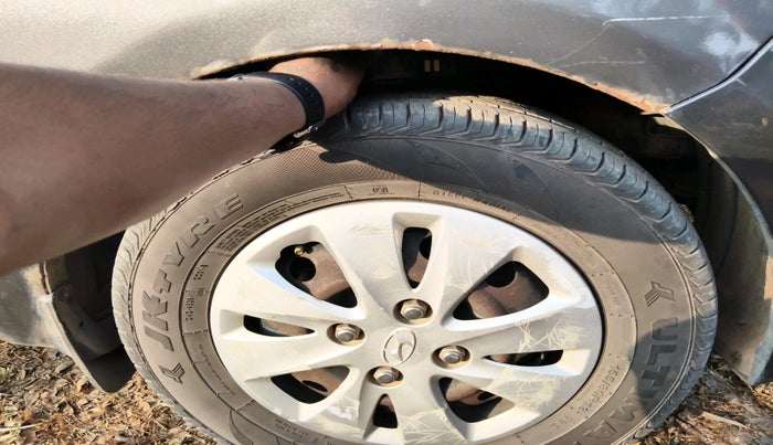 2011 Hyundai i10 SPORTZ 1.2 AT, Petrol, Automatic, 1,23,456 km, tyre