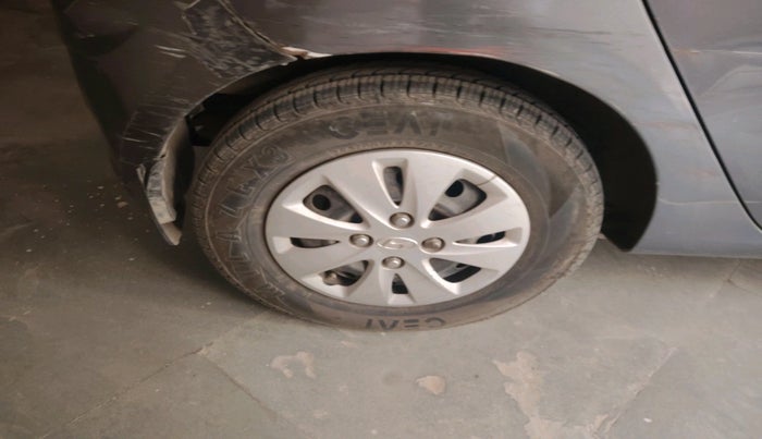 2011 Hyundai i10 MAGNA 1.2, Petrol, Manual, 58,485 km, tyre