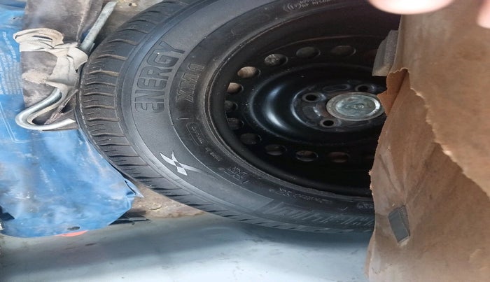 2016 Honda City 1.5L I-VTEC VX CVT, Petrol, Automatic, 75,286 km, tyre