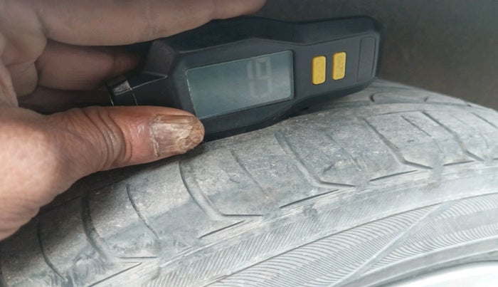 2016 Honda City 1.5L I-VTEC VX CVT, Petrol, Automatic, 75,286 km, tyre