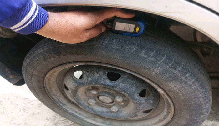 2011 Maruti Alto K10 VXI, Petrol, Manual, 69,587 km, tyre