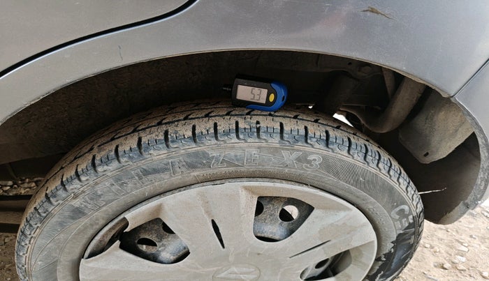 2014 Maruti Wagon R 1.0 VXI, Petrol, Manual, 90,641 km, tyre