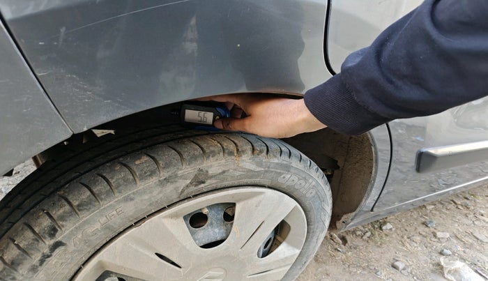 2014 Maruti Wagon R 1.0 VXI, Petrol, Manual, 90,641 km, tyre