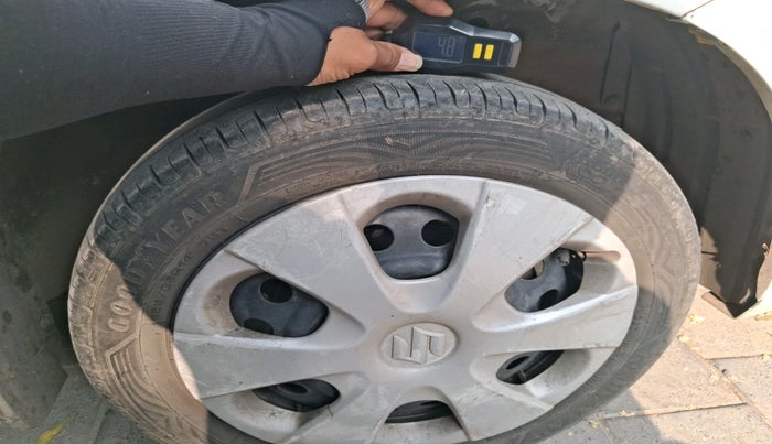 2015 Maruti Wagon R 1.0 VXI, CNG, Manual, 1,22,374 km, tyre