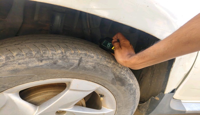 2013 Renault Duster 110 PS RXZ DIESEL PLUS, Diesel, Manual, 2,24,878 km, tyre