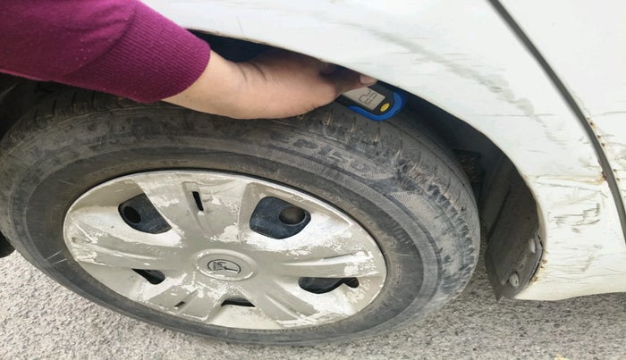 2011 Maruti Swift VXI, Petrol, Manual, 86,420 km, tyre