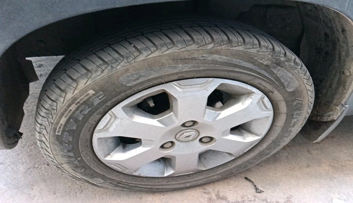 2019 Renault Kwid CLIMBER 1.0 AMT, Petrol, Automatic, 26,422 km, tyre