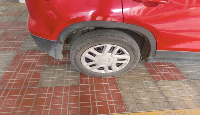 2020 Maruti Vitara Brezza VXI, Petrol, Manual, 63,949 km, tyre