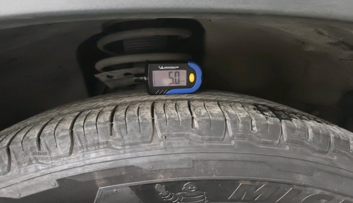 2021 Tata Safari XZA PLUS, Diesel, Automatic, 54,887 km, tyre