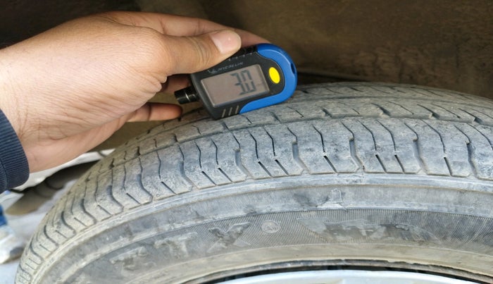 2015 Datsun Go Plus T, Petrol, Manual, 53,287 km, tyre