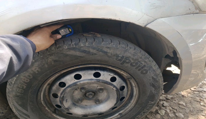 2014 Maruti Swift Dzire VXI, Petrol, Manual, 1,59,000 km, tyre