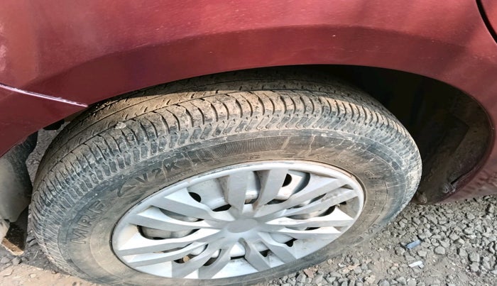 2011 Maruti Swift LXI, Petrol, Manual, 44,418 km, tyre