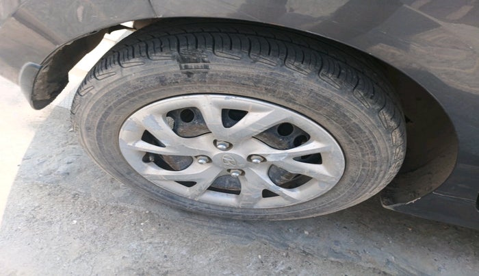 2017 Hyundai Grand i10 SPORTZ 1.1 CRDI, Diesel, Manual, 87,727 km, tyre