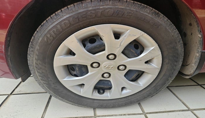 2014 Hyundai Grand i10 MAGNA 1.1 CRDI, Diesel, Manual, 51,000 km, tyre