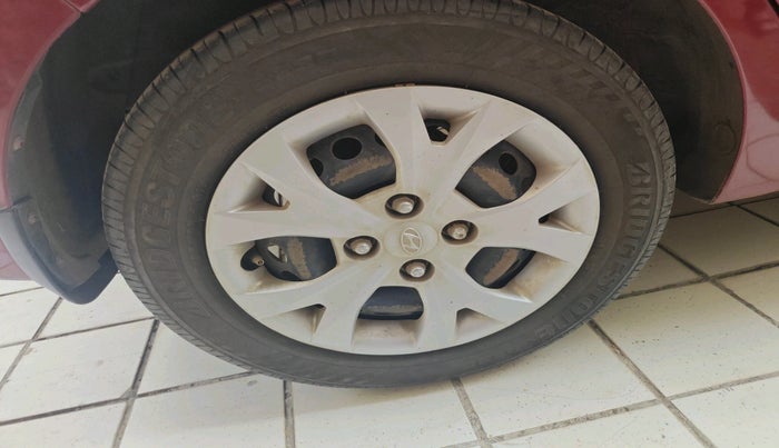 2014 Hyundai Grand i10 MAGNA 1.1 CRDI, Diesel, Manual, 51,000 km, tyre