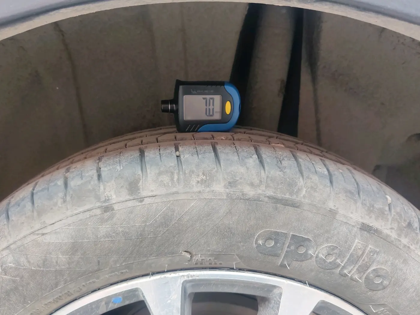 2022 Maruti XL6 ZETA MT, Petrol, Manual, 75,629 km, tyre