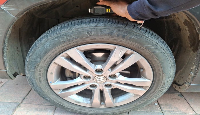 2017 Maruti Vitara Brezza VDI (O), Diesel, Manual, 63,903 km, tyre