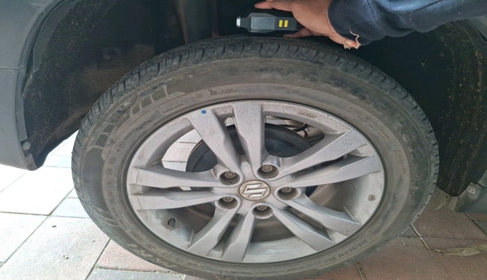 2017 Maruti Vitara Brezza VDI (O), Diesel, Manual, 63,903 km, tyre