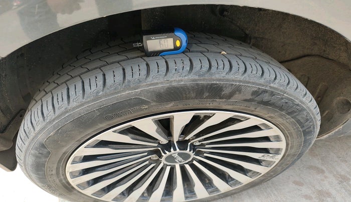 2022 Tata ALTROZ XT PETROL, Petrol, Manual, 34,545 km, tyre