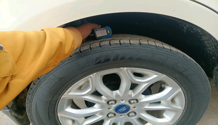 2015 Ford Ecosport TITANIUM 1.5L DIESEL, Diesel, Manual, 1,02,483 km, tyre