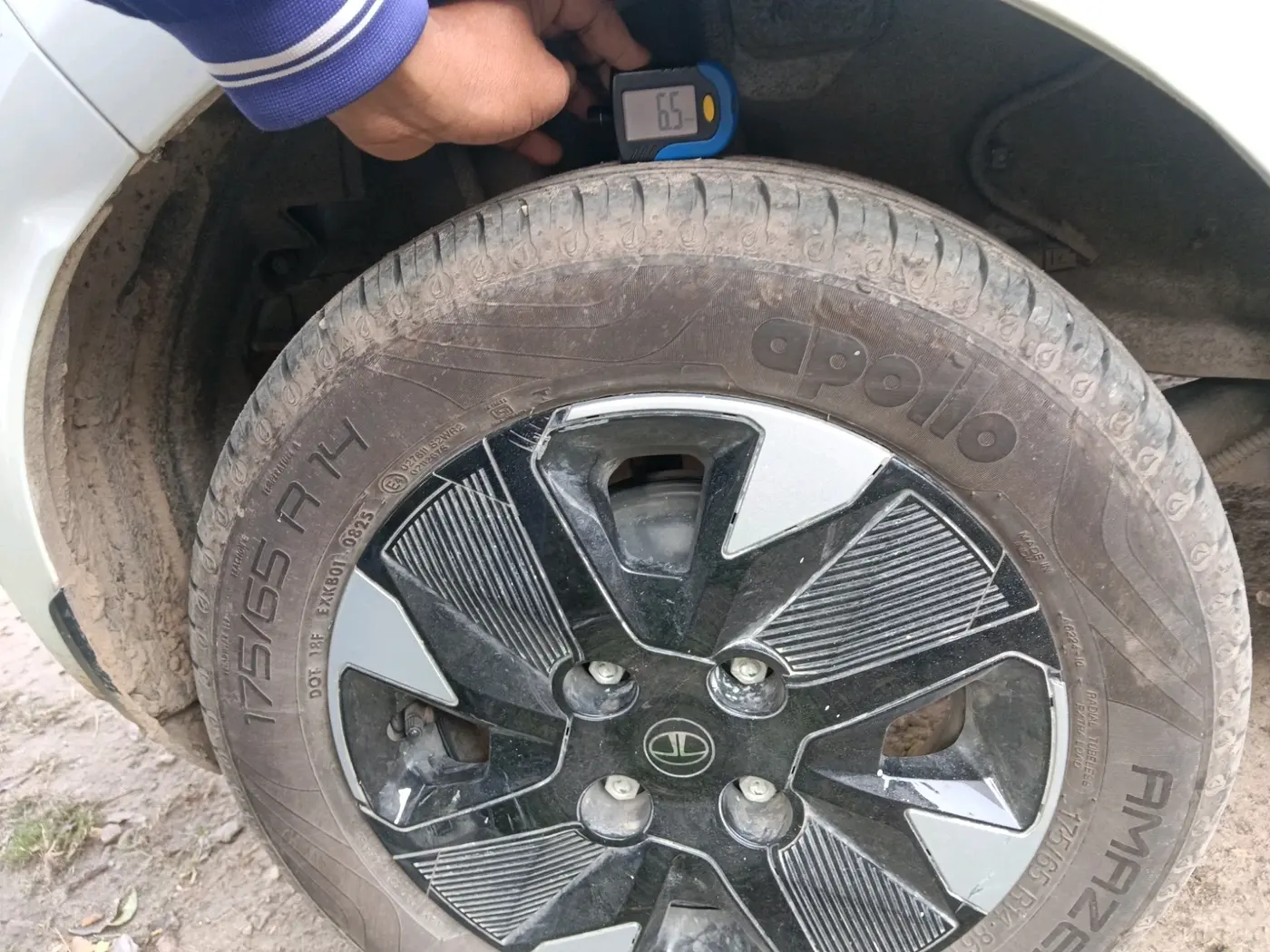 2025 Tata Tiago XTA CNG , CNG, Automatic, 3,735 km, tyre