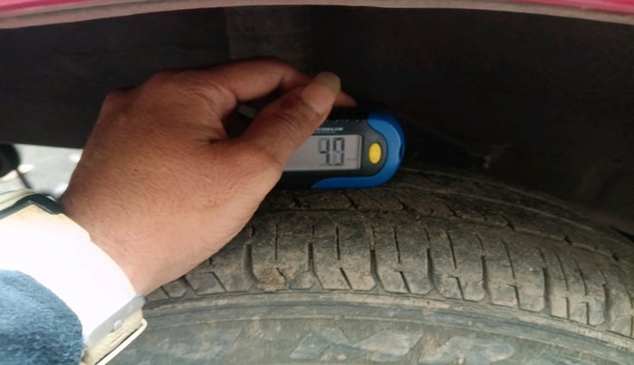 2014 Datsun Go T, Petrol, Manual, 67,085 km, tyre